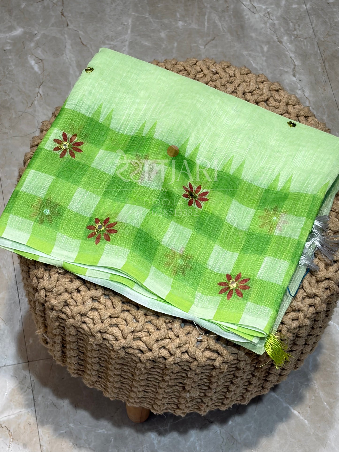 LT002 Chex Border Linen Cotton Saree!