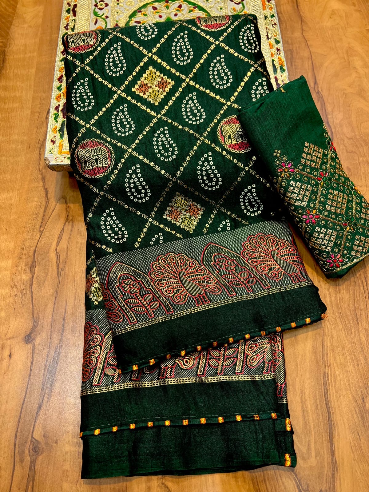 BS001 Bandhani Saree!
