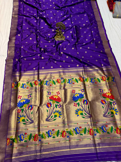 LT001 Lotus Pallu Paithani!