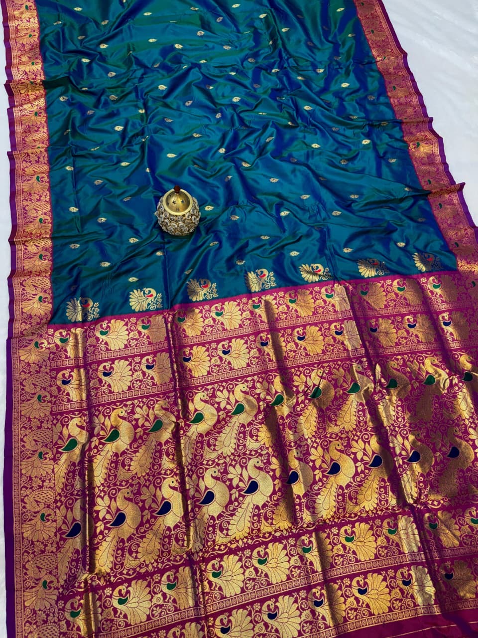PS003 Peshwai Dagina Paithani!