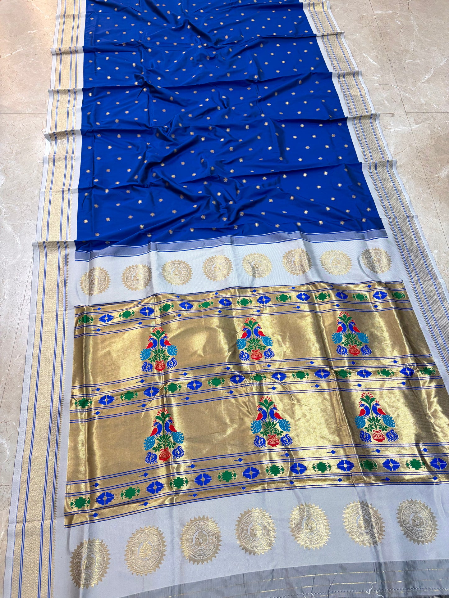 MP001 Maharani Paithani