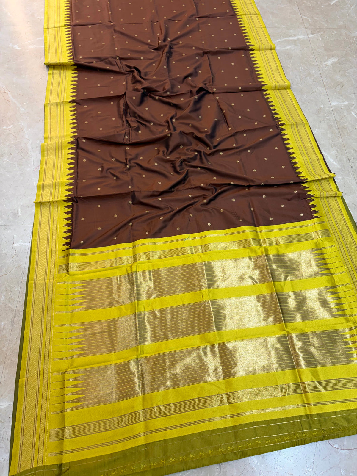 TS001 TRADITIONAL ERKAL SAREE