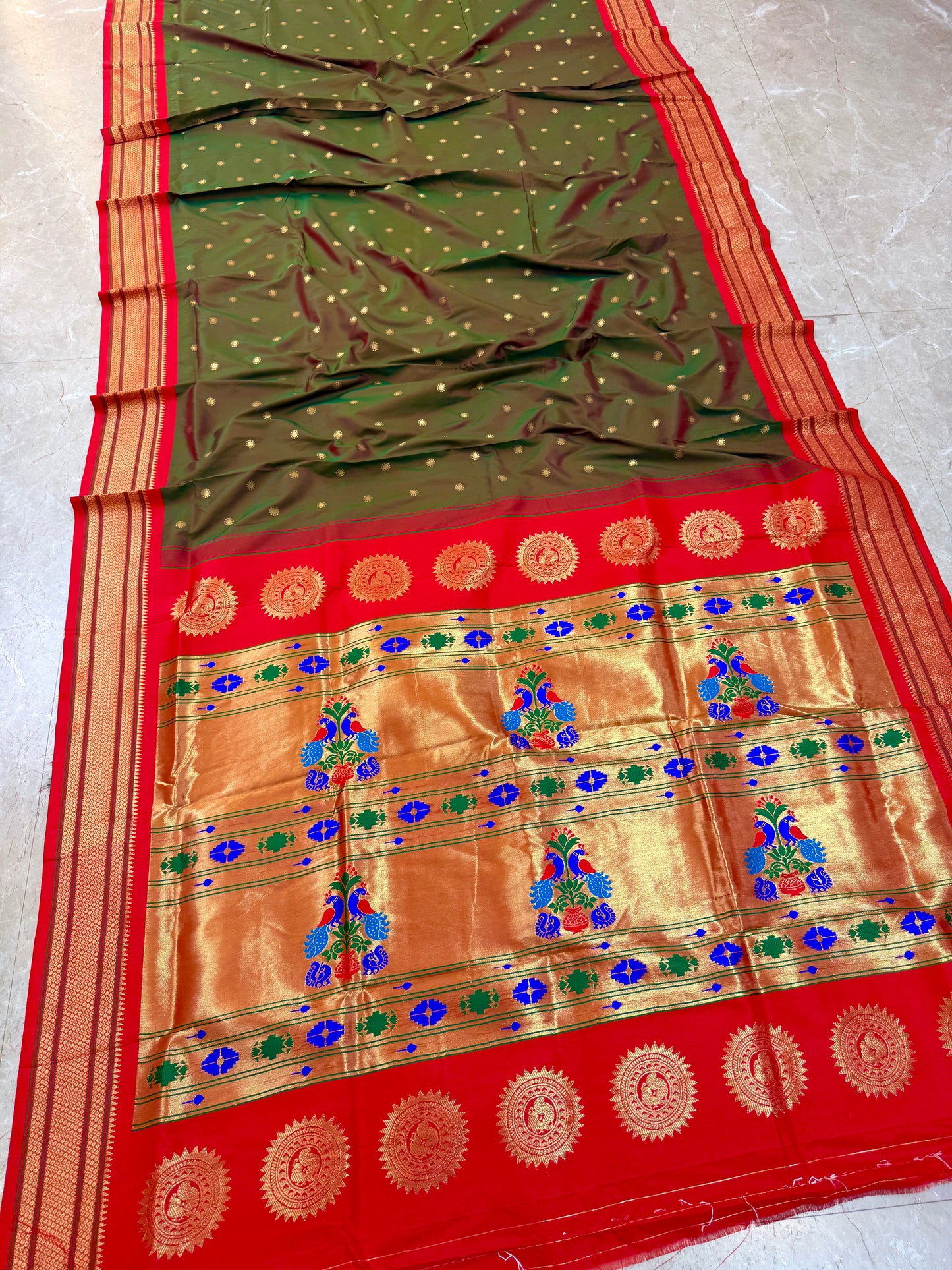 MP001 Maharani Paithani