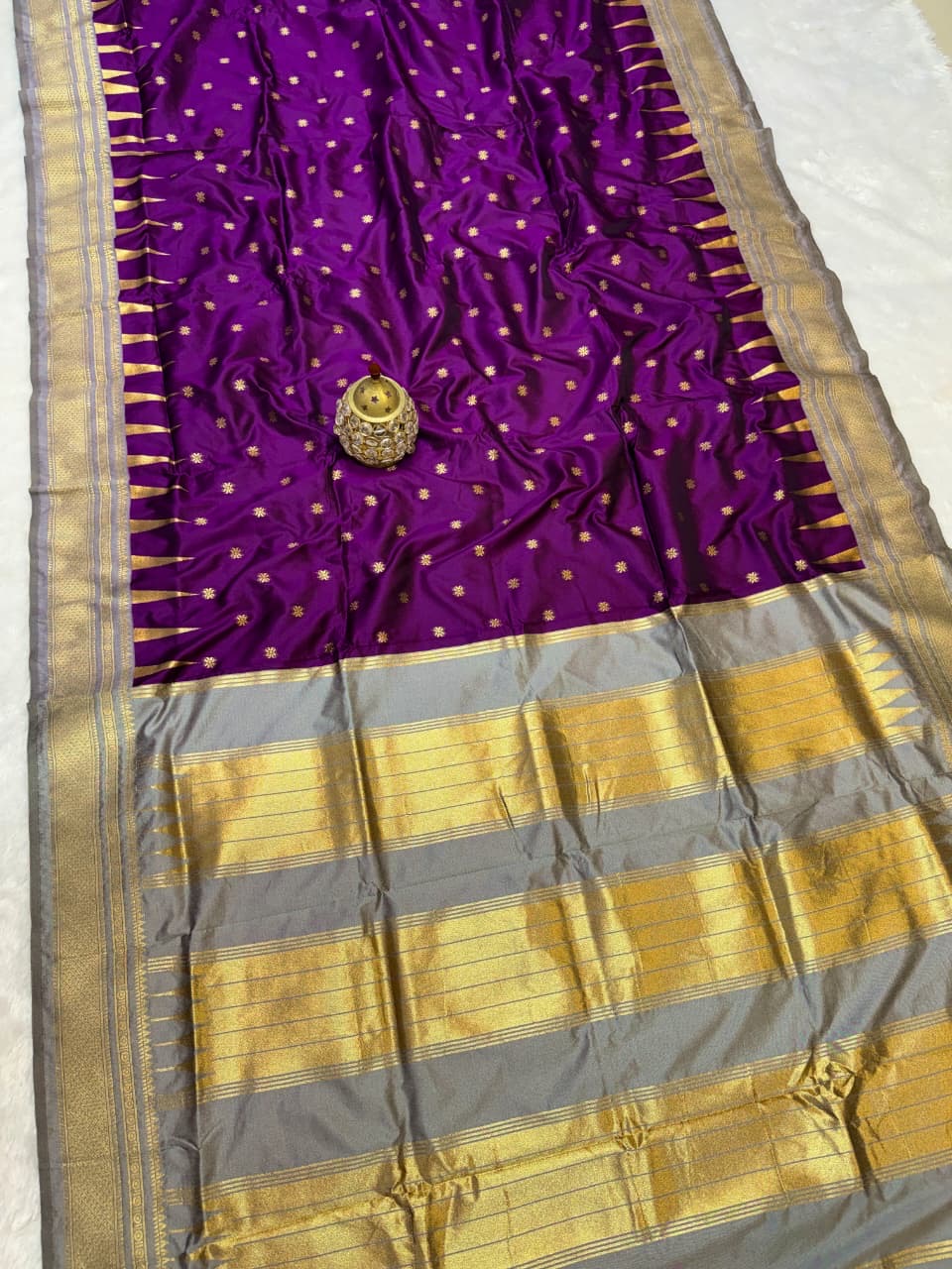 IP002 Temple Irkal Paithani!