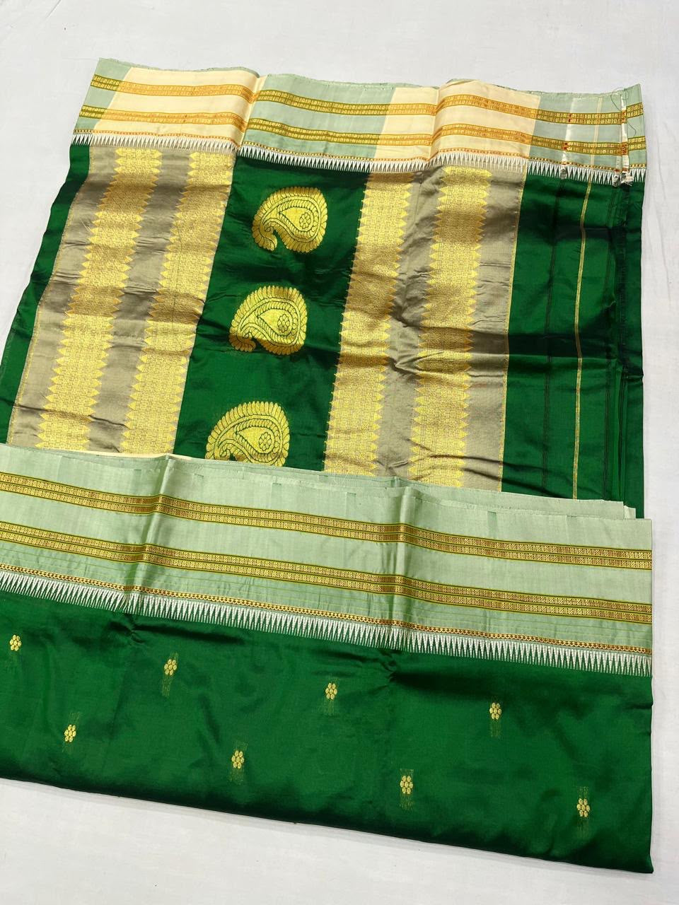 NP002 Narayanpeth Pure Silk saree