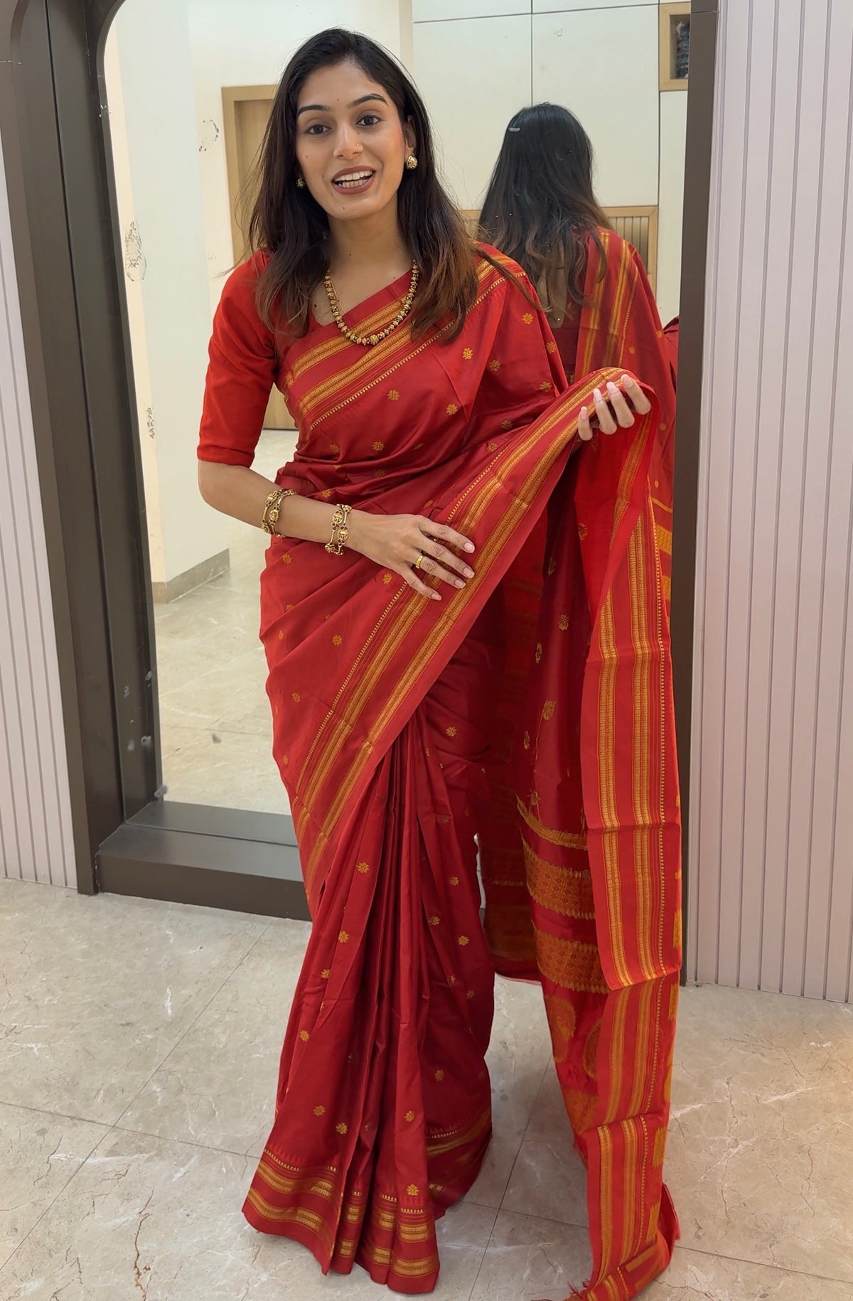 NP001 Narayanpeth Silk Saree