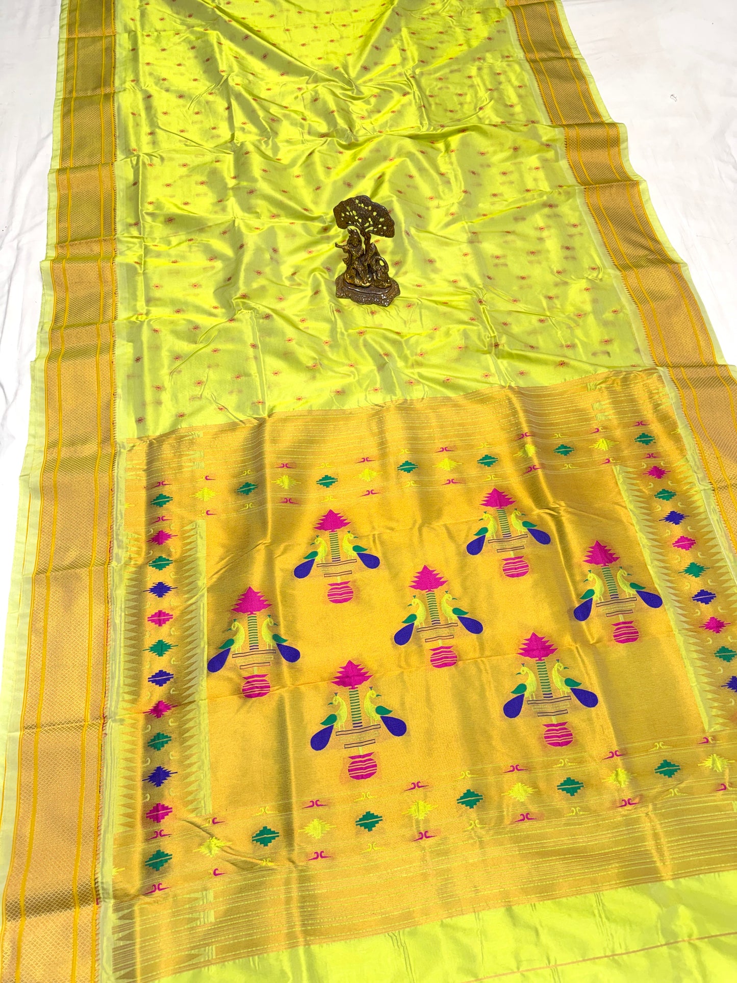 KL001 Kalanjali Paithani