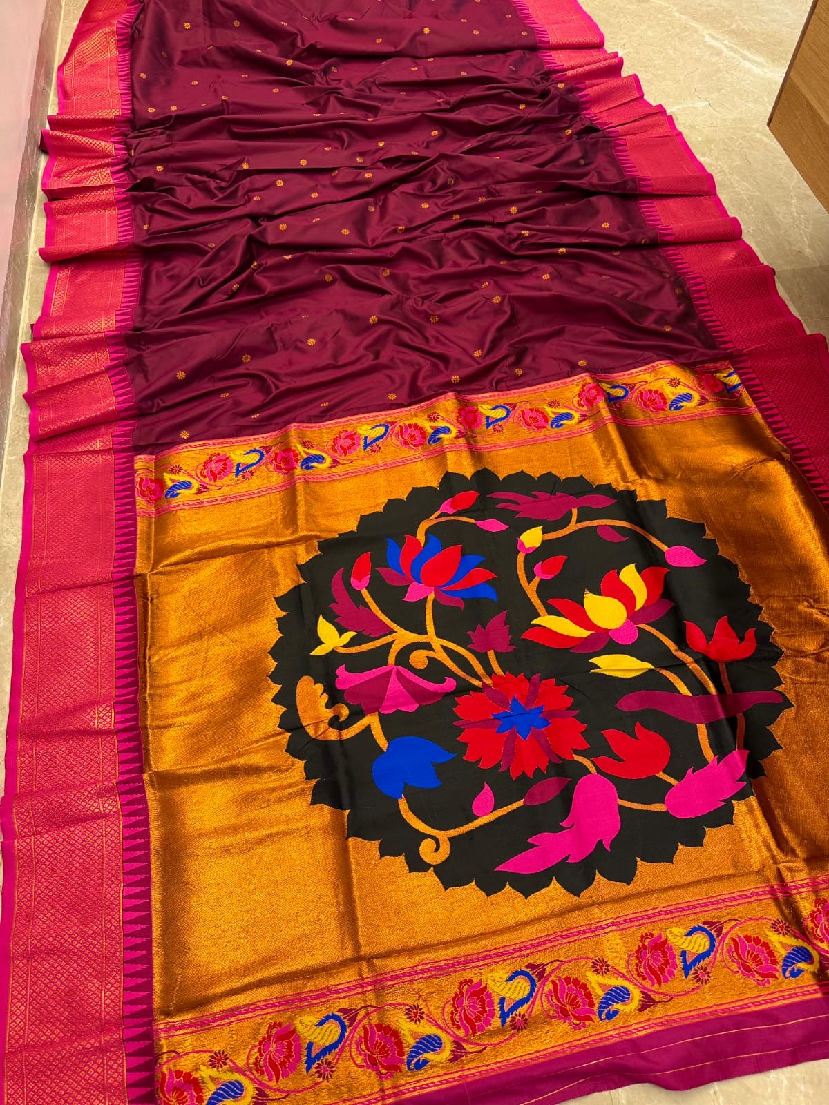 OFFER KADIYAL PAITHANI