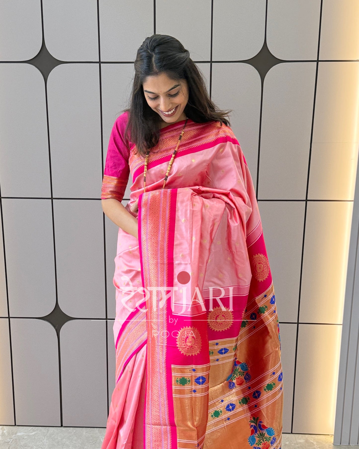MP001 Maharani Paithani