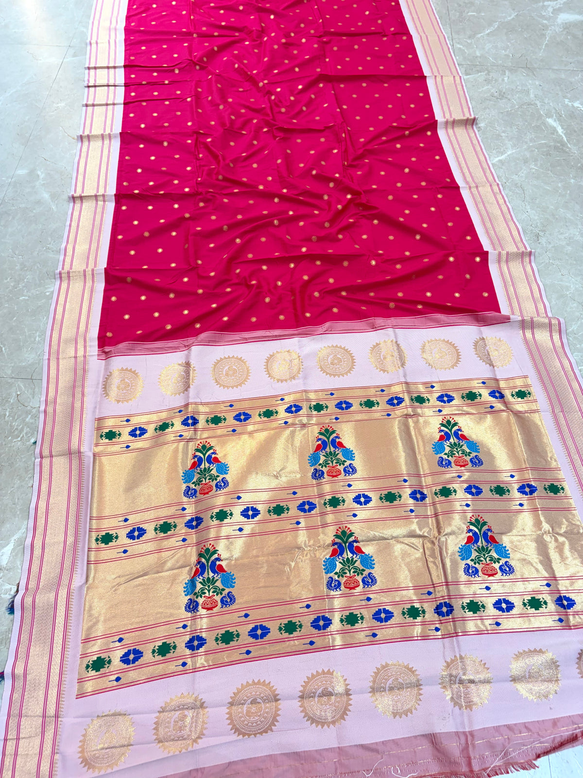 MP001 Maharani Paithanii