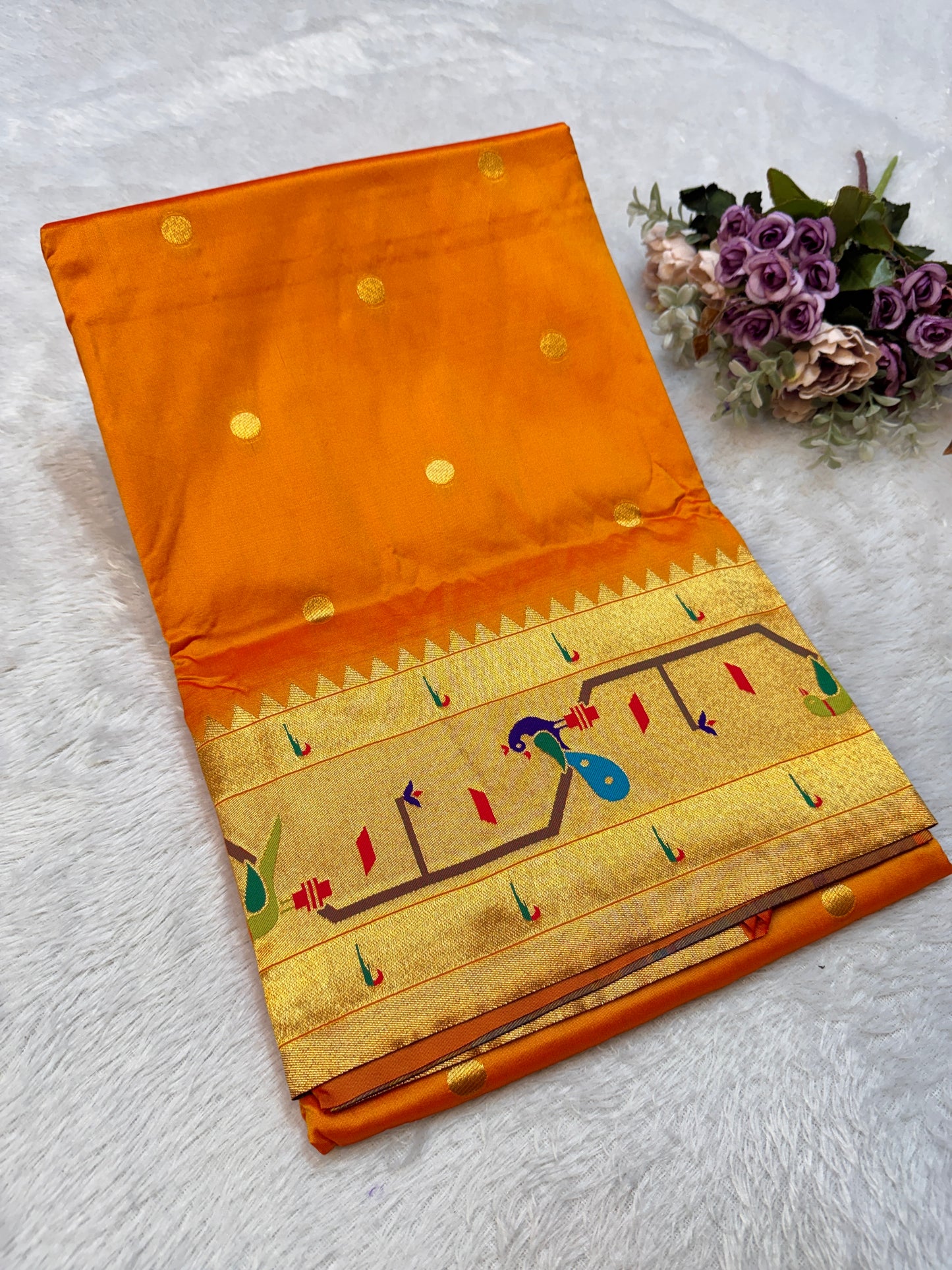 BK001  Brocade Mor Popat Paithani!