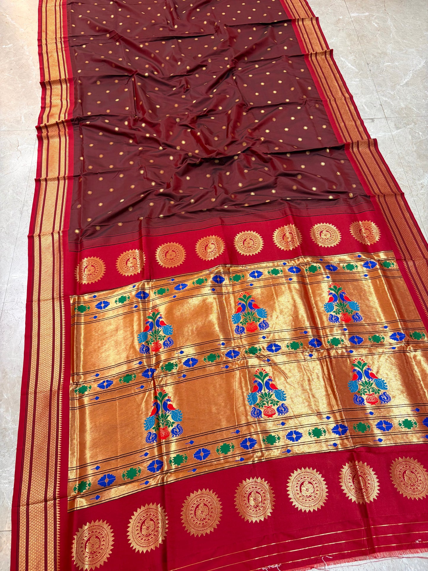 MP001 Maharani Paithani