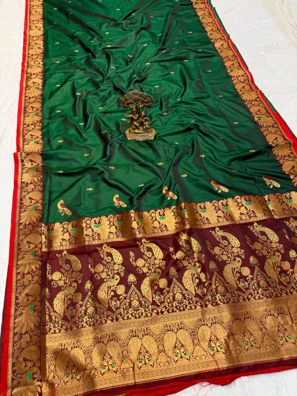 PS002 Traditional Peshwai paithani