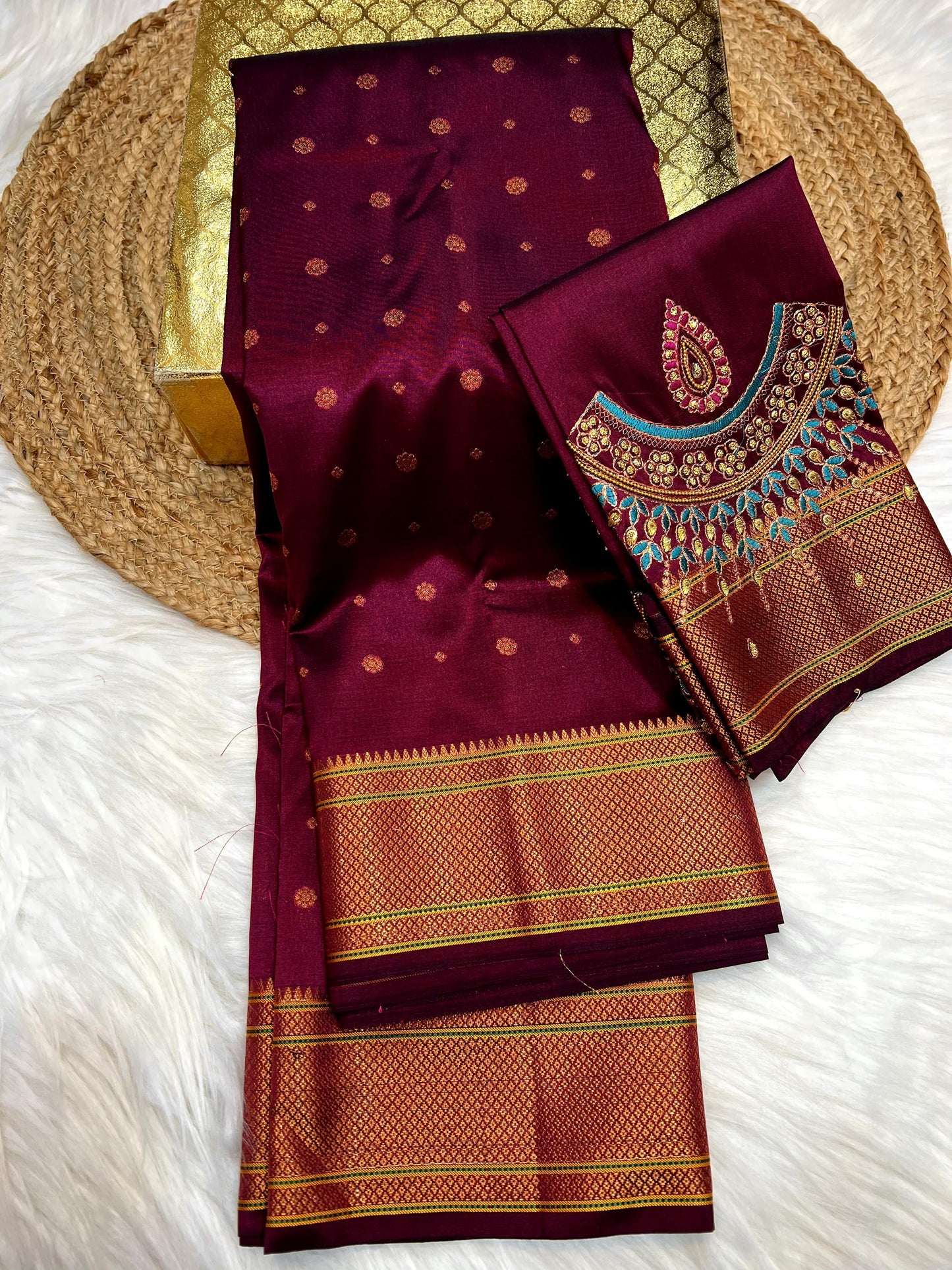 KL003 Trisha Kalanjali Paithani