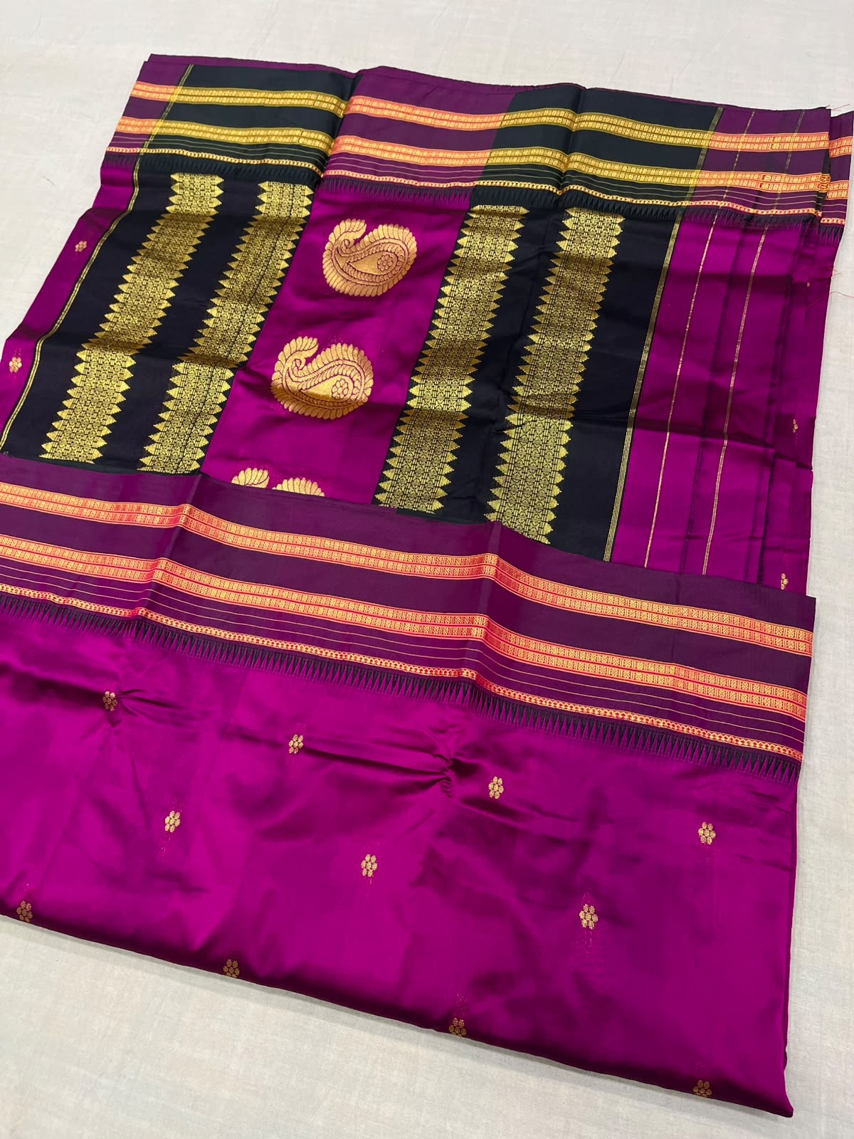 NP002 Narayanpeth Pure Silk saree