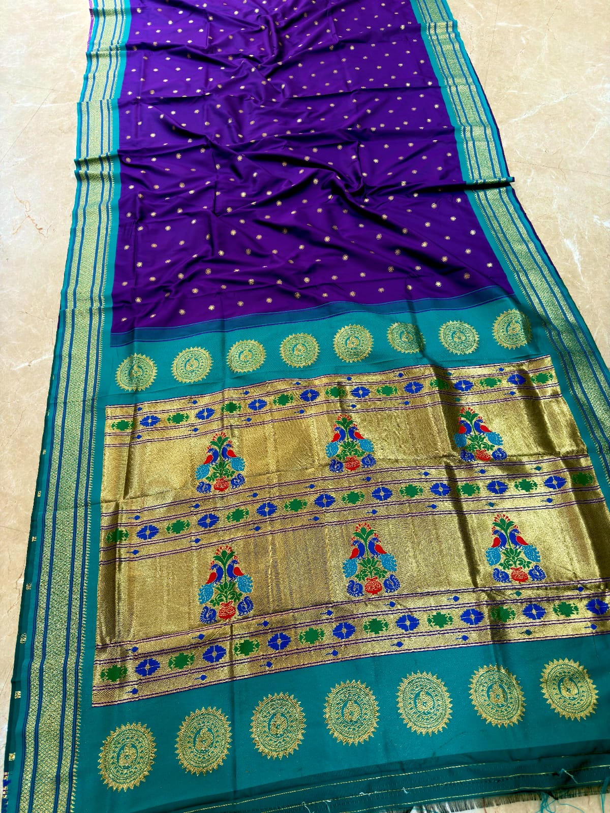 MP001 Maharani Paithani