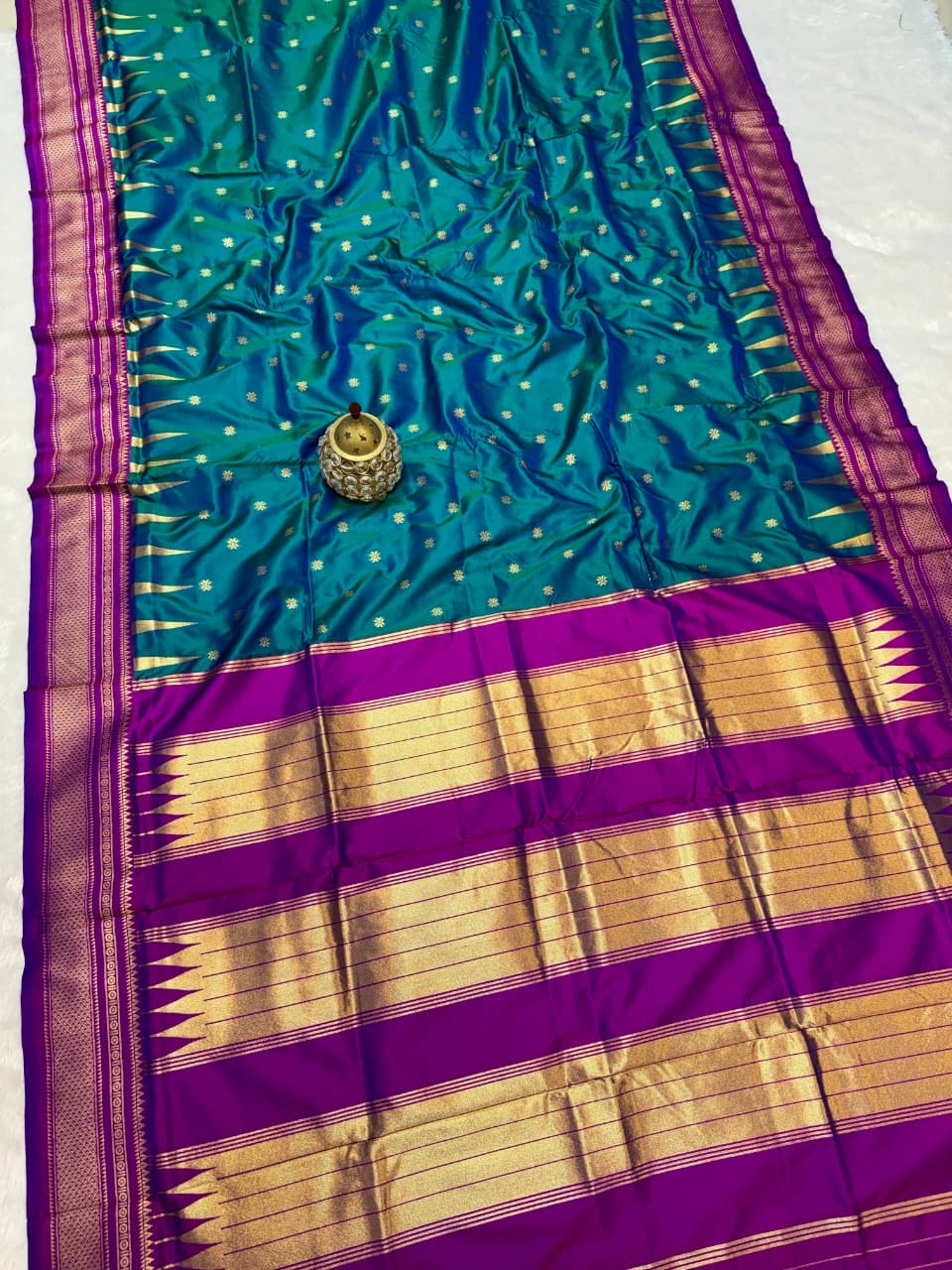 IP002 Temple Irkal Paithani!