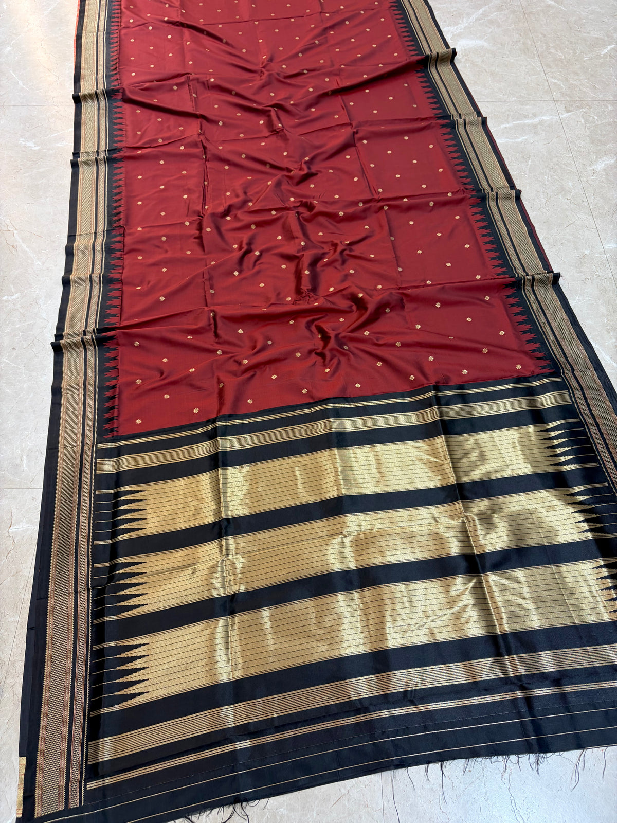 TS001 TRADITIONAL ERKAL SAREE