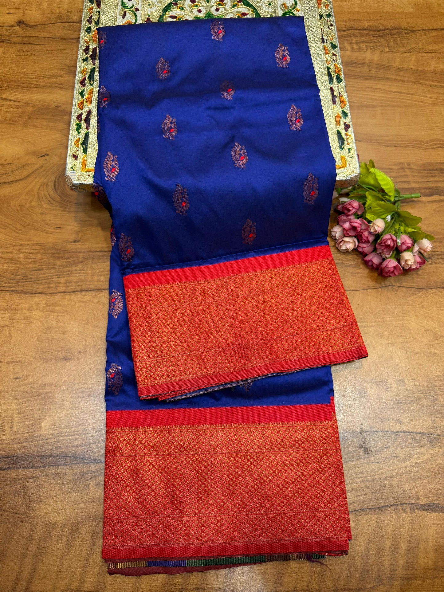Kadiyal Paithani