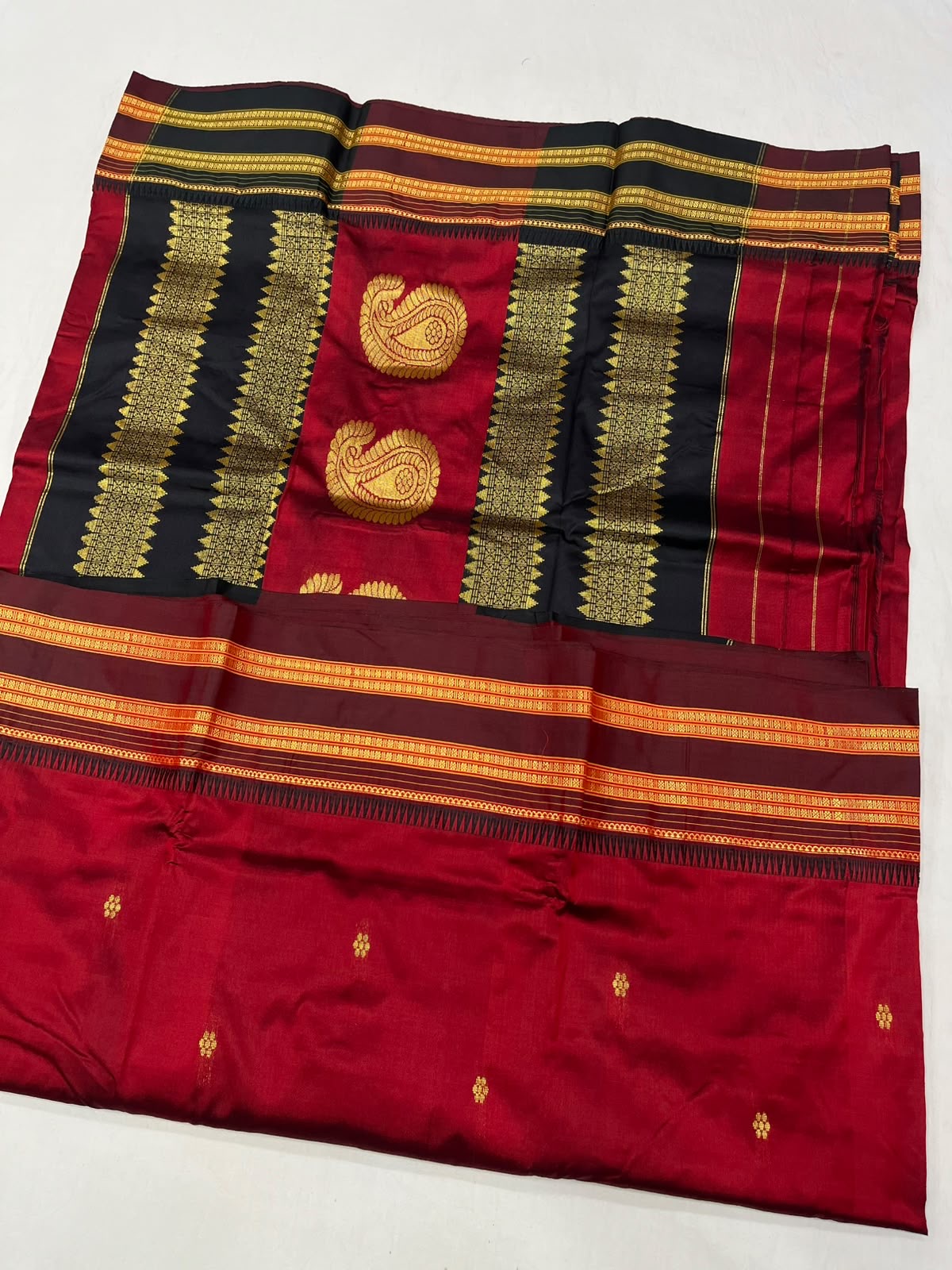 NP002 Narayanpeth Pure Silk saree