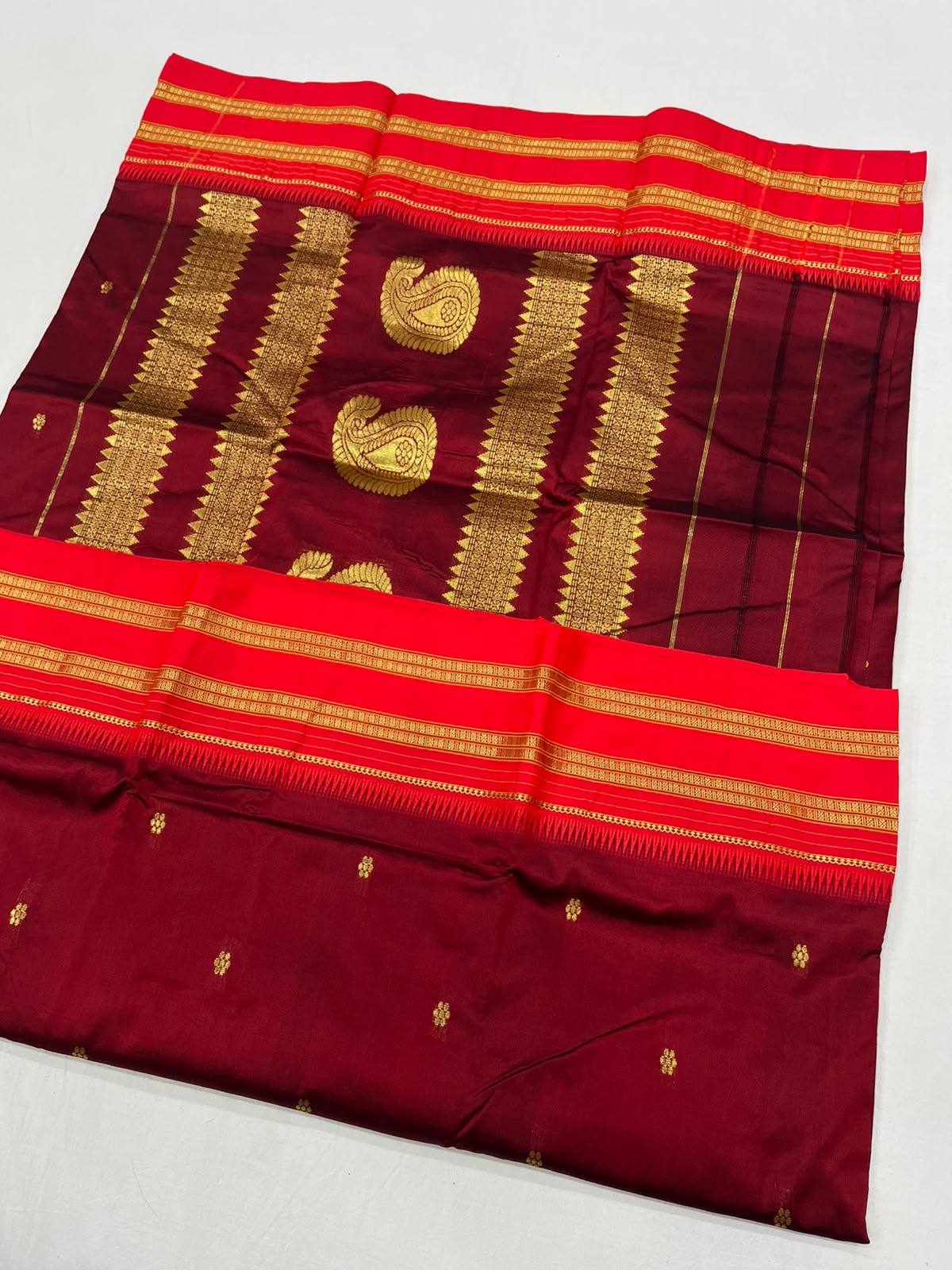 NP002 Narayanpeth Pure Silk saree