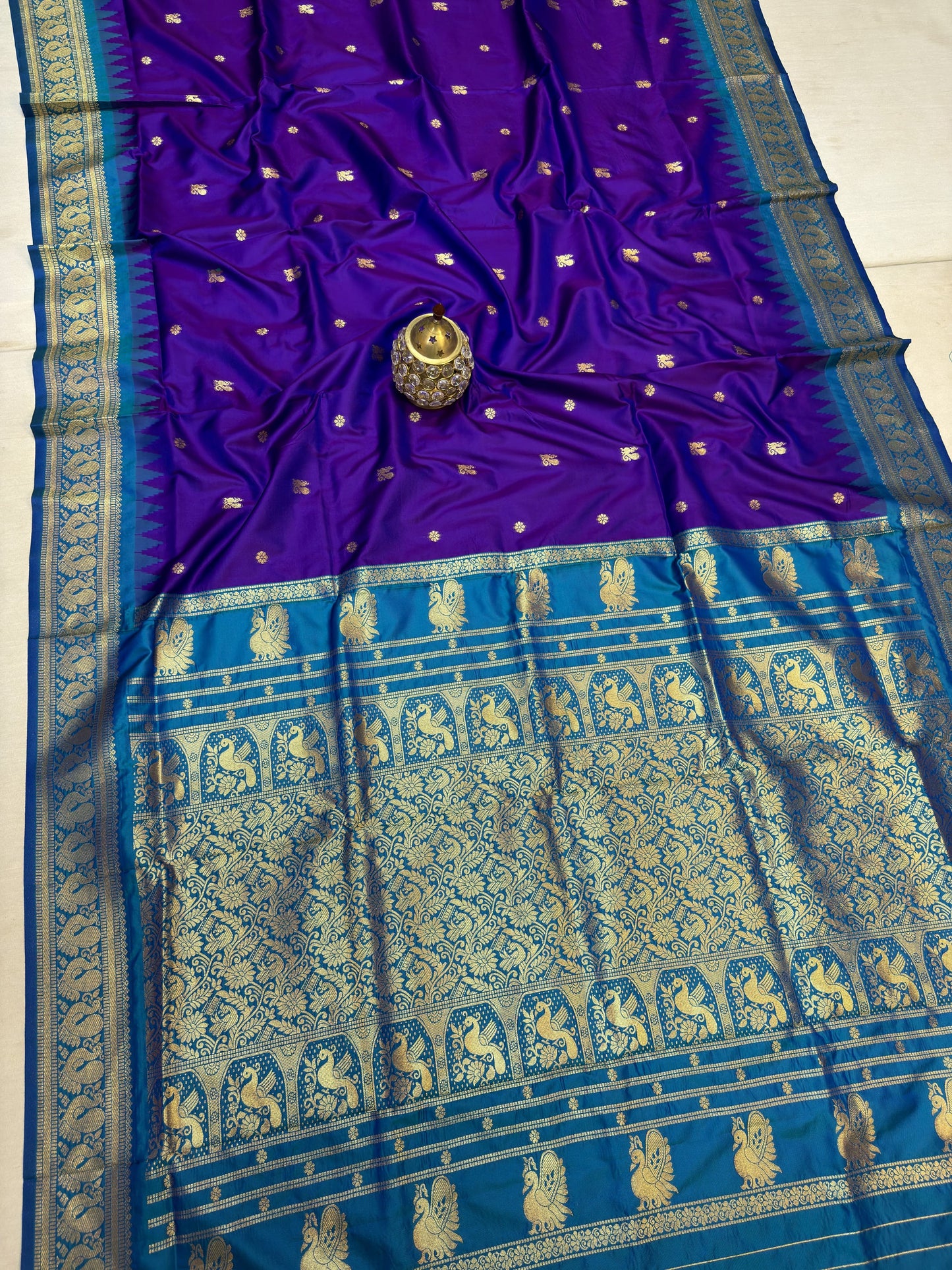 GP001 Peacock Gadwal Paithani!