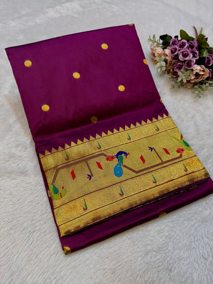 BK001  Brocade Mor Popat Paithani!