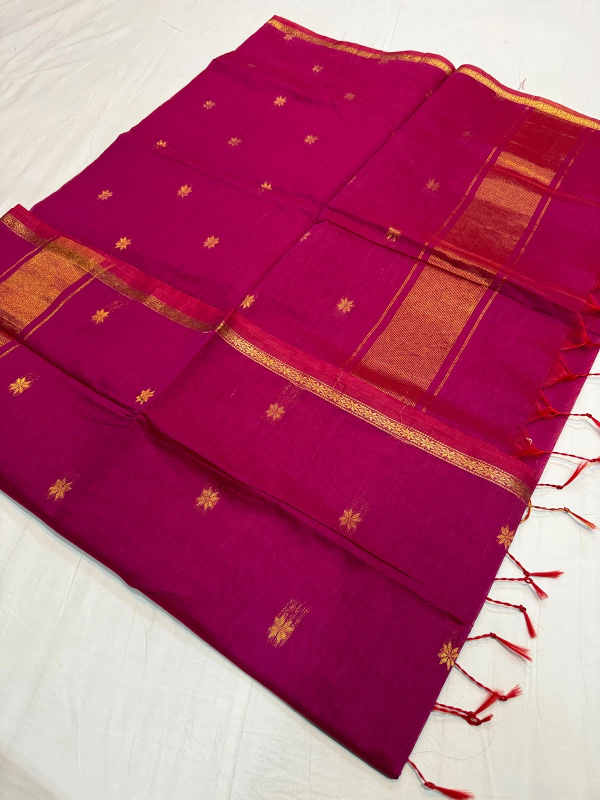 CM001 Cotton Maheshwari Saree!