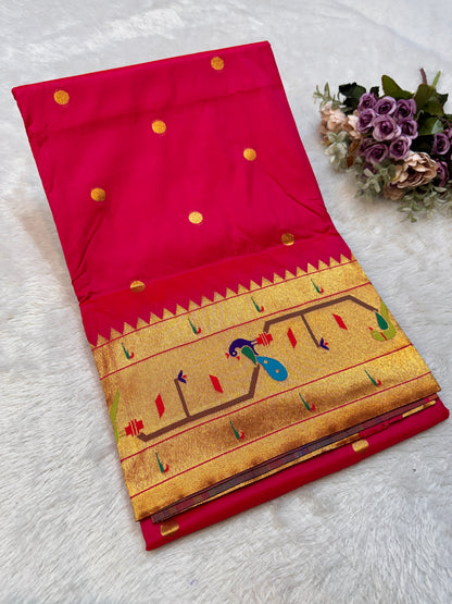BK001  Brocade Mor Popat Paithani!