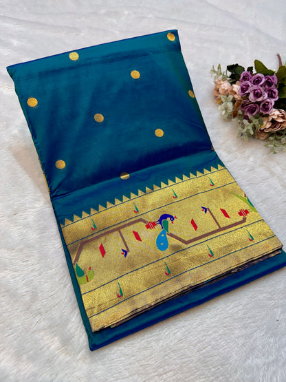 BK001  Brocade Mor Popat Paithani!